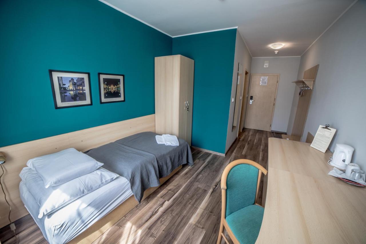 Teledom Hotel Kosice Bagian luar foto